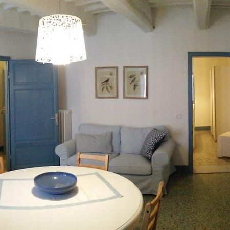 شقة Abitare Il Borgo Piazza Del Popolo كاستاجنيتو كاردوتشي المظهر الخارجي الصورة