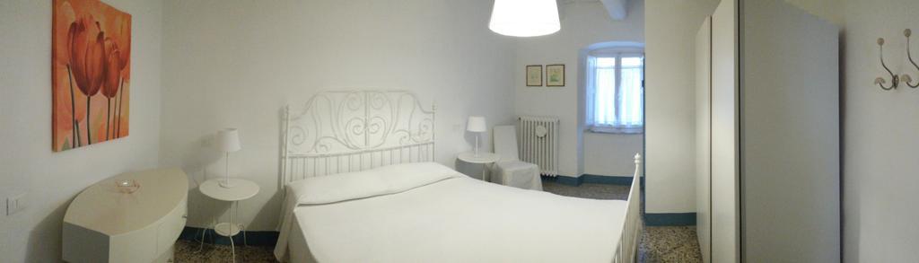 شقة Abitare Il Borgo Piazza Del Popolo كاستاجنيتو كاردوتشي المظهر الخارجي الصورة
